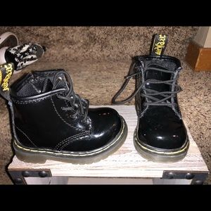 Doc martens patent leather boots